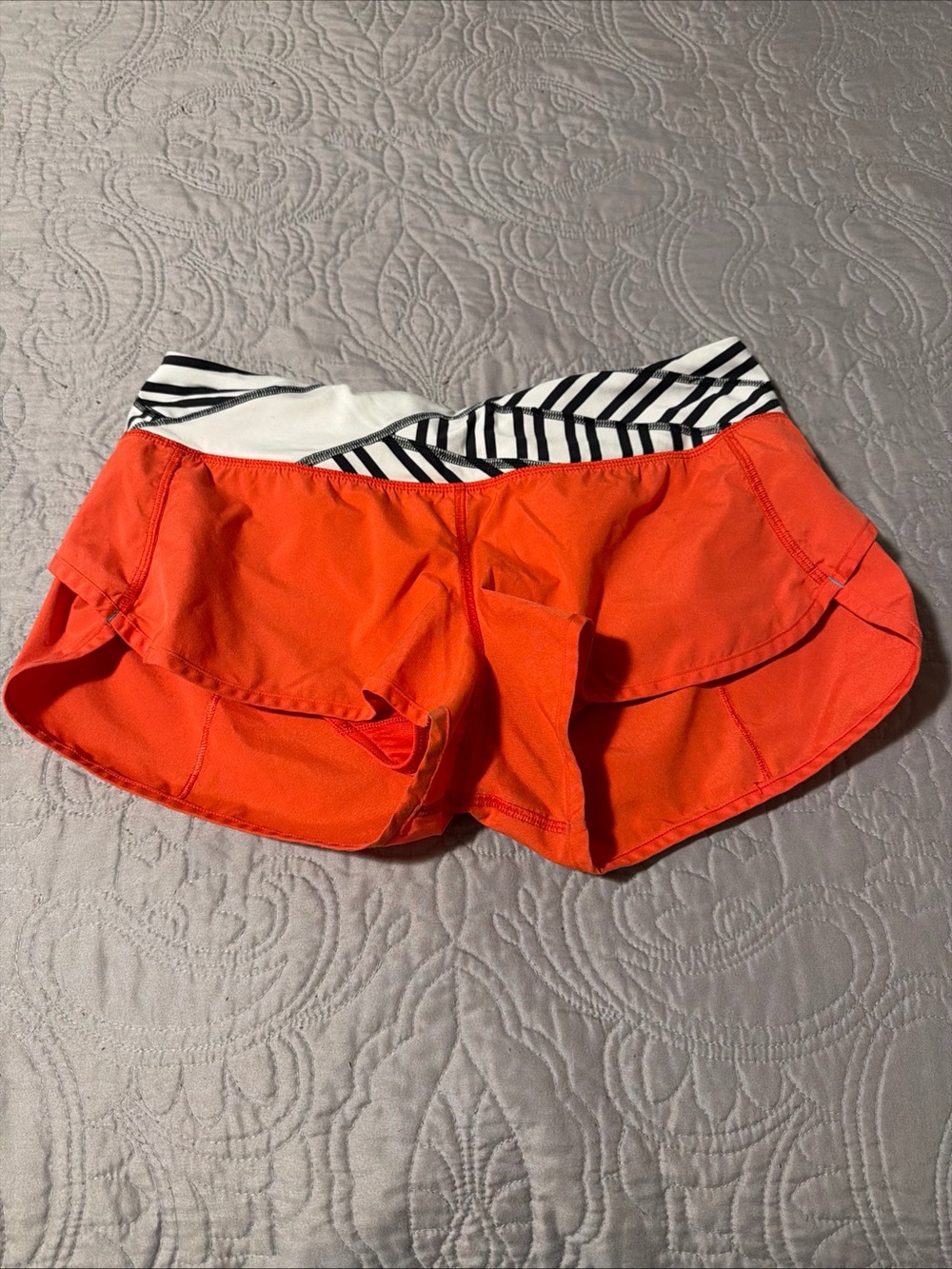 Lululemon Hotty Hot Low Rise Shorts